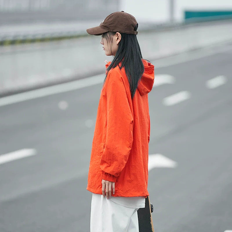 26 Windbreaker hooded jacket